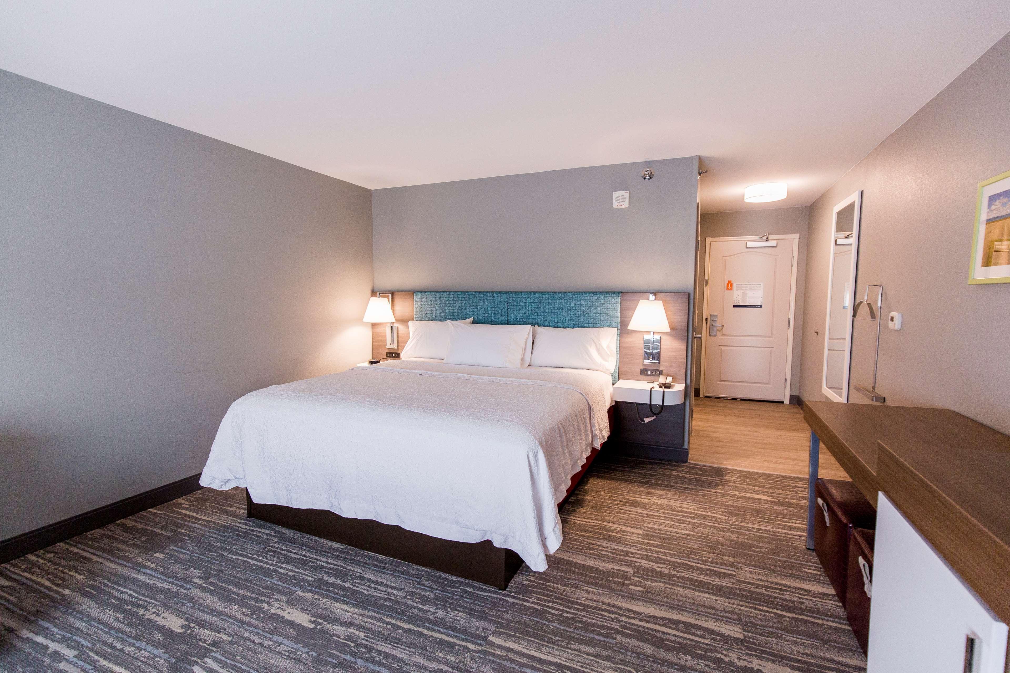 Hampton Inn Bismarck Ngoại thất bức ảnh