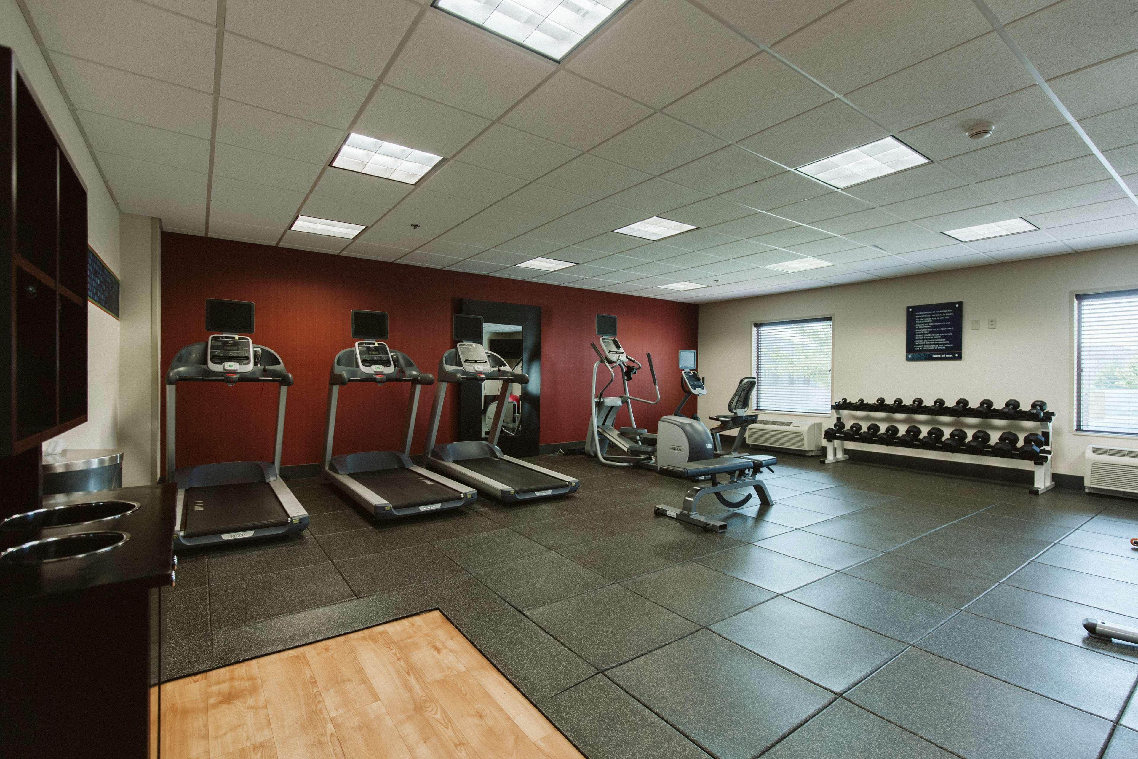Hampton Inn Bismarck Ngoại thất bức ảnh