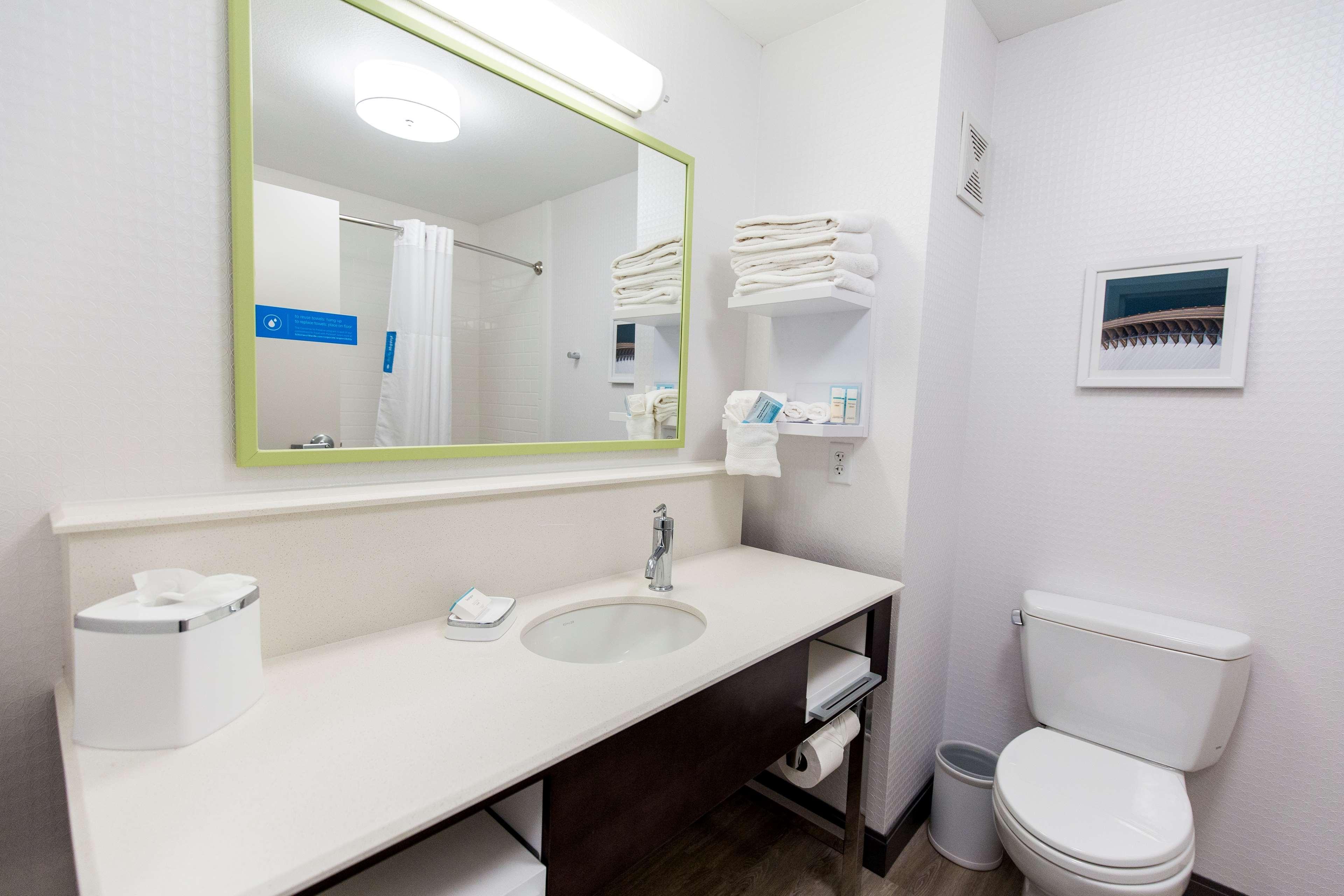 Hampton Inn Bismarck Ngoại thất bức ảnh