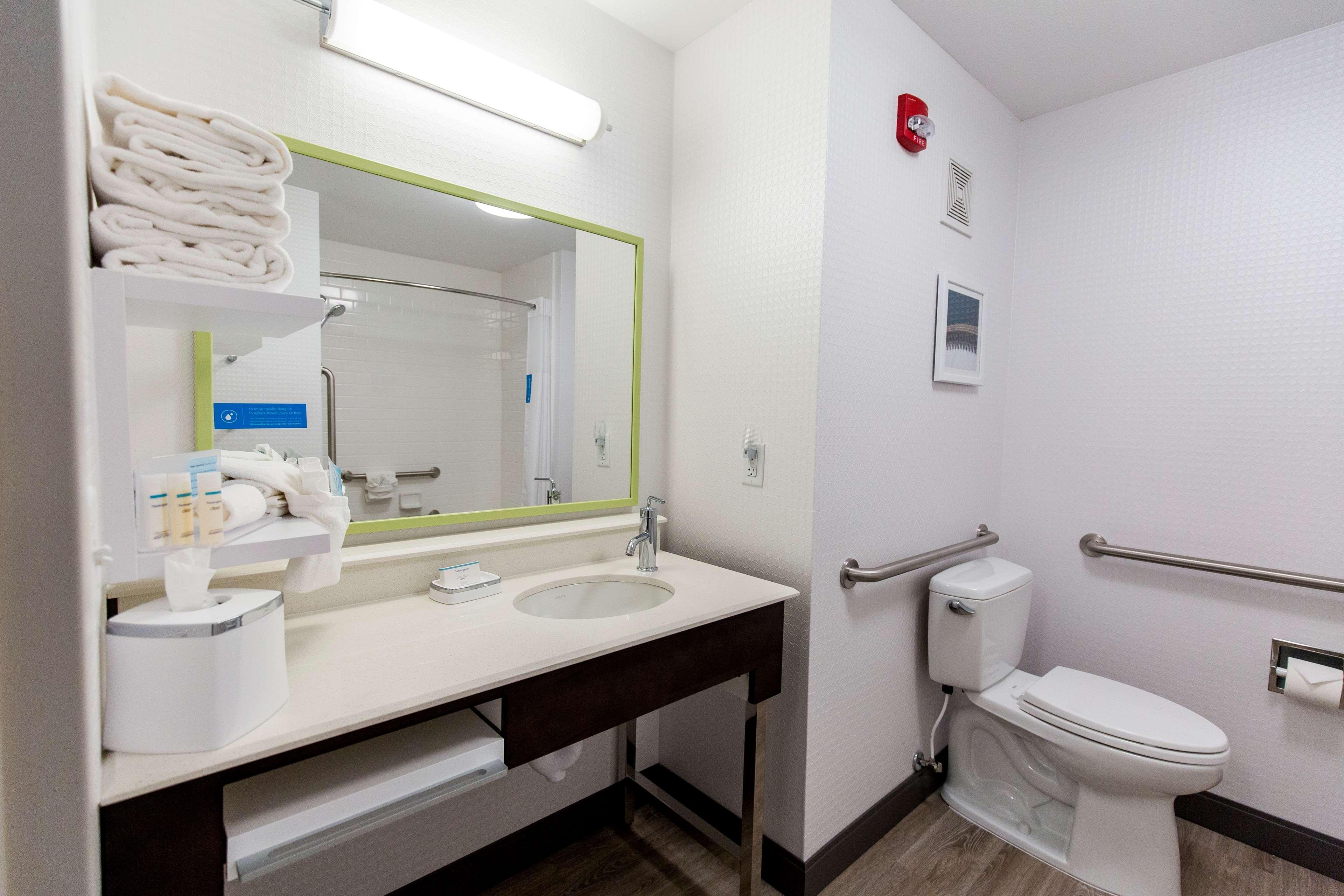 Hampton Inn Bismarck Ngoại thất bức ảnh