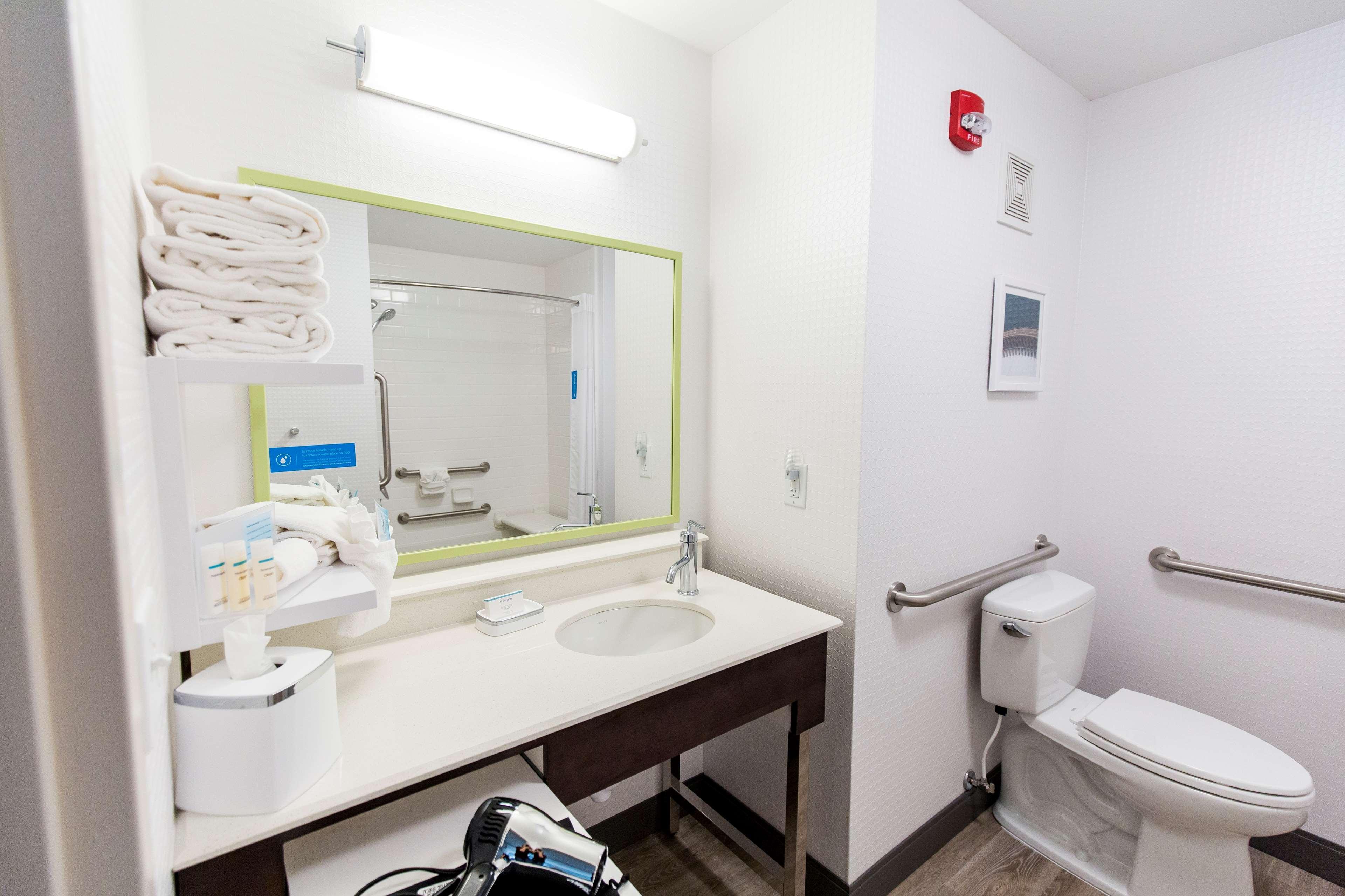 Hampton Inn Bismarck Ngoại thất bức ảnh