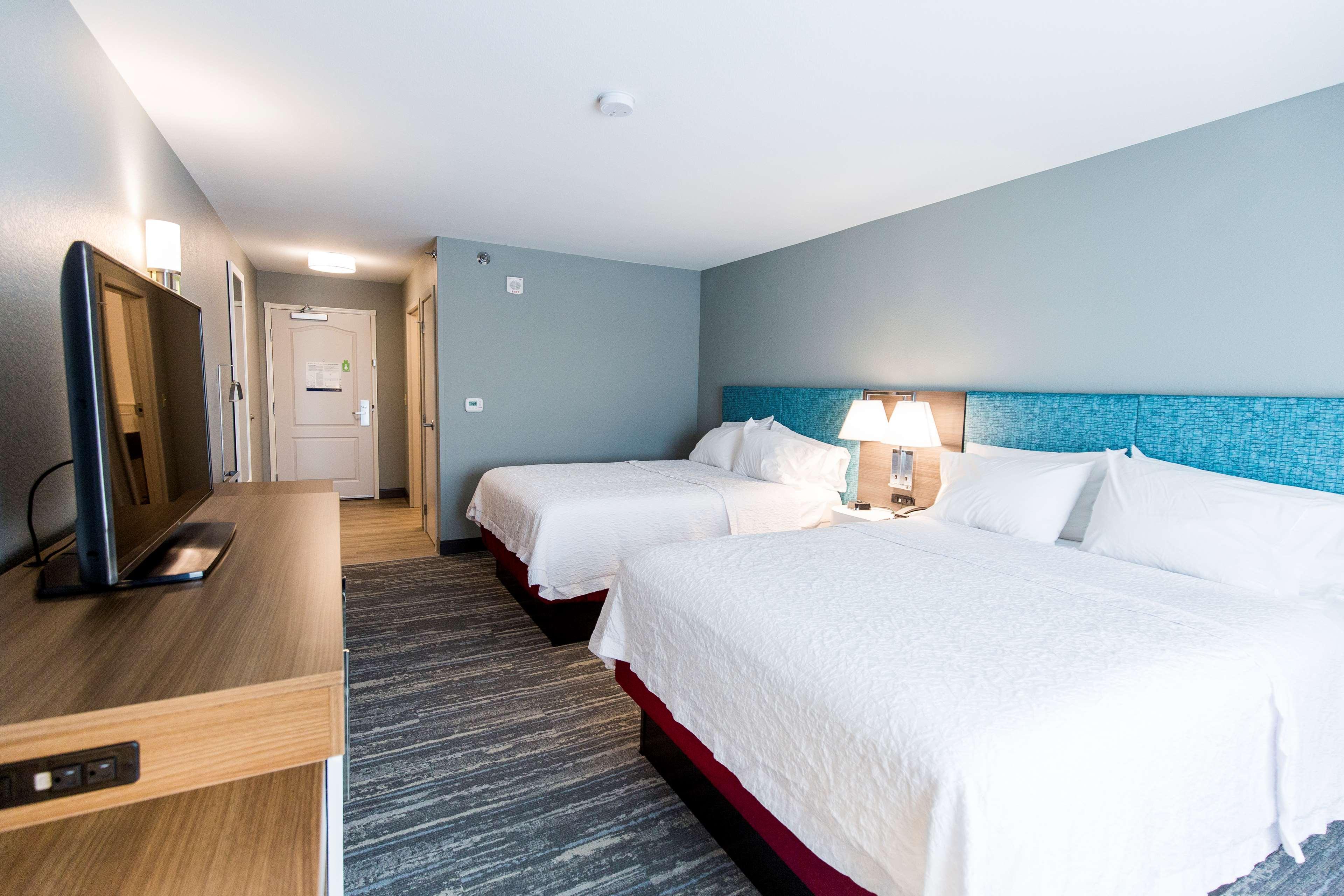 Hampton Inn Bismarck Ngoại thất bức ảnh