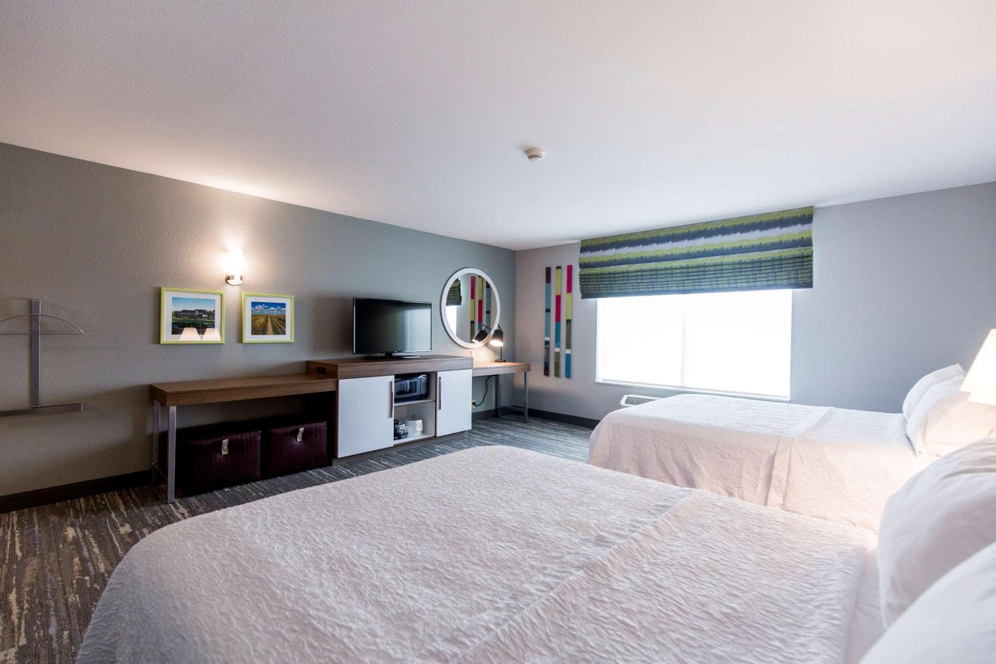 Hampton Inn Bismarck Ngoại thất bức ảnh