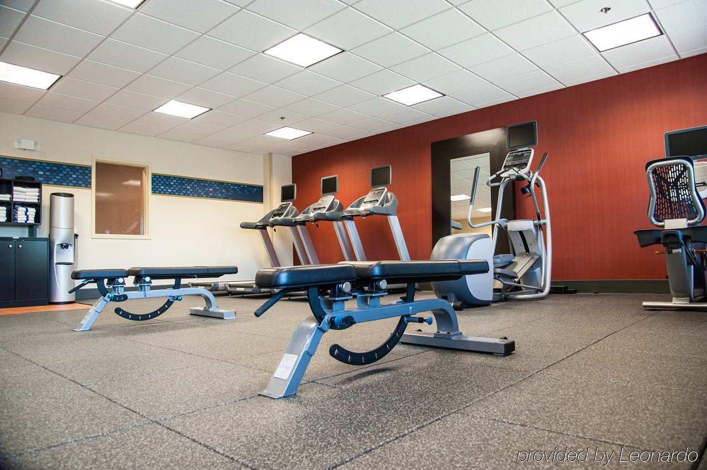 Hampton Inn Bismarck Ngoại thất bức ảnh
